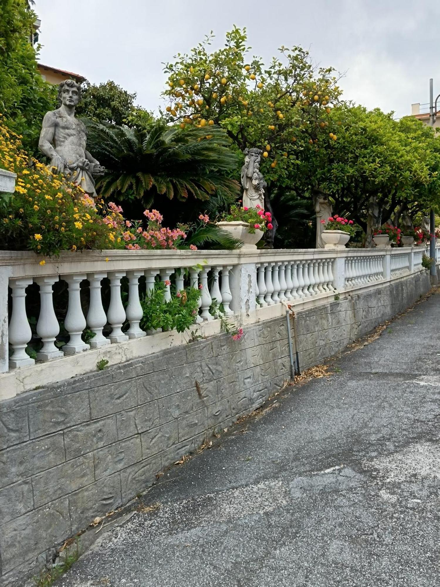 Appartement Casa Francesca Con Parcheggio Gratuito à San Remo Extérieur photo